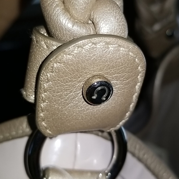 🆕️ Nude Pink Salvatore Ferragamo Purse - Picture 8 of 8